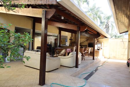 Casa à venda com 600m², 5 quartos e 7 vagasÁrea comum