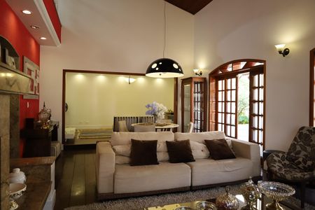 Sala de casa à venda com 5 quartos, 600m² em Chácara Meyer, São Paulo