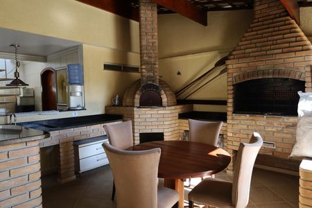 Casa à venda com 600m², 5 quartos e 7 vagasÁrea comum