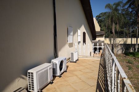 Casa à venda com 600m², 5 quartos e 7 vagasVaranda da Suíte 2
