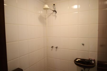 Casa à venda com 600m², 5 quartos e 7 vagasBanheiro de serviço