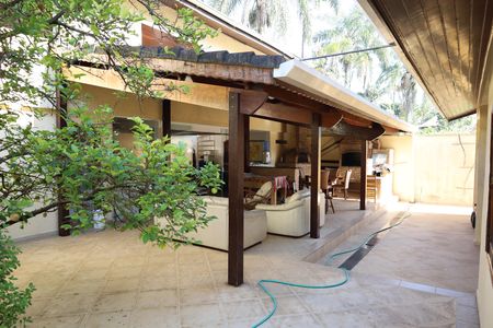 Casa à venda com 600m², 5 quartos e 7 vagasÁrea comum