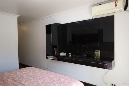 Casa à venda com 600m², 5 quartos e 7 vagasSuíte