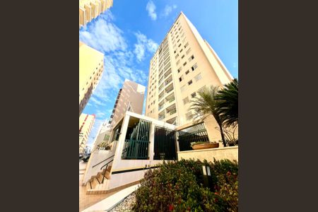 Apartamento à venda com 84m², 3 quartos e 2 vagas Apartamento à venda com 84m², 3 quartos e 2 vagasÁrea comum - Fachada e portaria