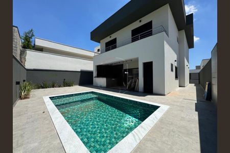 Casa de condomínio à venda com 220m², 3 quartos e 4 vagas