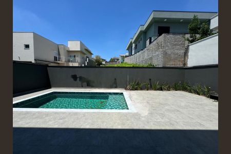 Casa de condomínio à venda com 220m², 3 quartos e 4 vagas