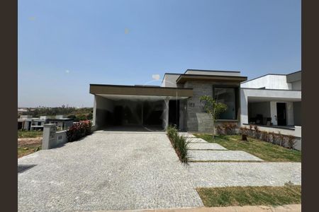 Casa de condomínio à venda com 222m², 3 quartos e 4 vagas