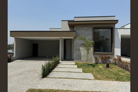 Casa de condomínio à venda com 222m², 3 quartos e 4 vagas