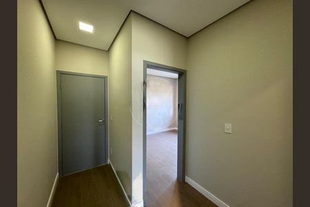 Casa de condomínio à venda com 222m², 3 quartos e 4 vagas