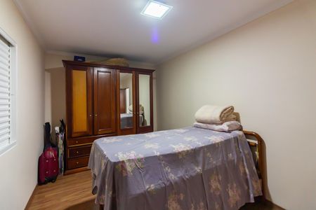 Casa à venda com 240m², 3 quartos e 3 vagas Casa à venda com 240m², 3 quartos e 3 vagasQuarto 3