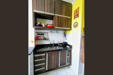 Cozinha de apartamento para alugar com 2 quartos, 49m² em Vila Rangel, São José dos Campos