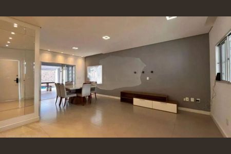 Casa à venda com 3 quartos, 200m² em Jardim Ipaussurama, Campinas