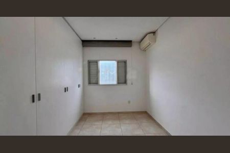 Casa à venda com 3 quartos, 200m² em Jardim Ipaussurama, Campinas