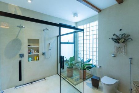 Casa de condomínio à venda com 576m², 3 quartos e 4 vagas Casa de condomínio à venda com 576m², 3 quartos e 4 vagasFoto 35