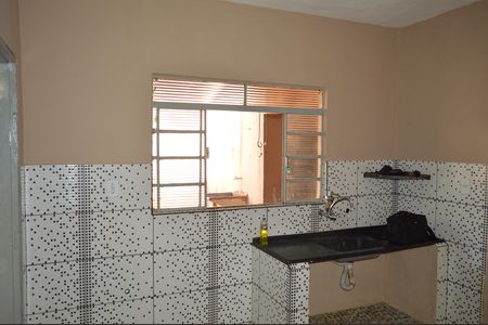 Casa para alugar com 120m², 2 quartos e 2 vagasCozinha