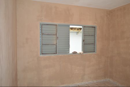 Casa para alugar com 120m², 2 quartos e 2 vagasQuarto 2
