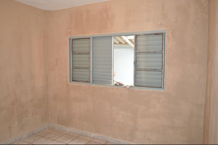 Casa para alugar com 120m², 2 quartos e 2 vagasQuarto 2