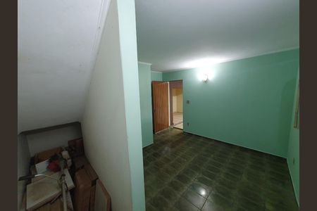 Casa à venda com 239m², 4 quartos e 2 vagas