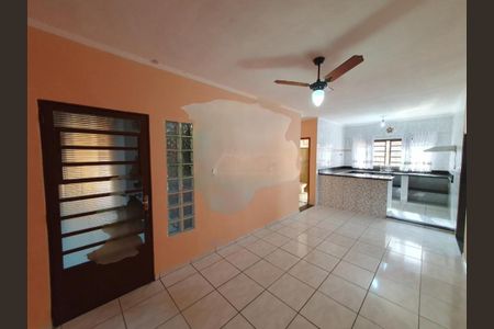 Casa à venda com 239m², 4 quartos e 2 vagas