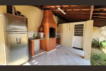 Casa à venda com 227m², 3 quartos e 2 vagas