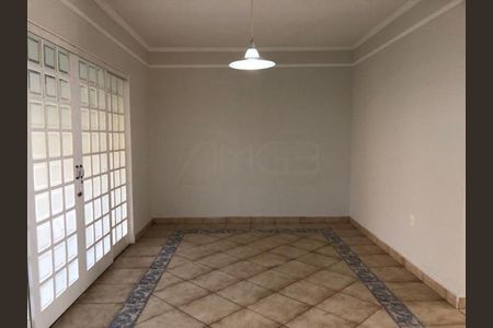 Casa à venda com 3 quartos, 227m² em Jardim Noêmia, Campinas