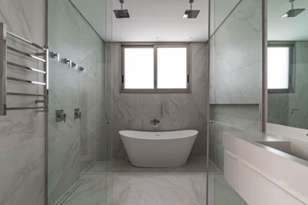 Casa de condomínio à venda com 602m², 5 quartos e 6 vagas