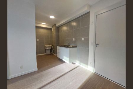 Apartamento para alugar com 38m², 2 quartos e sem vaga Apartamento para alugar com 38m², 2 quartos e sem vagaCozinha e Área de Serviço