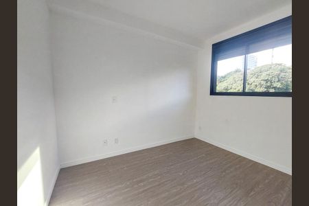Quarto 2 de apartamento para alugar com 2 quartos, 38m² em Jardim São Luís, São Paulo