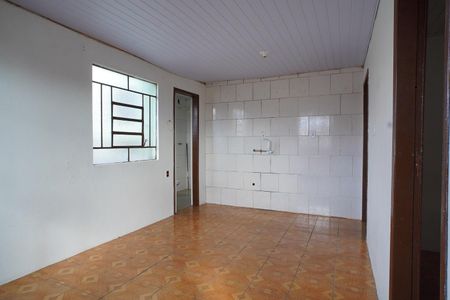 Casa para alugar com 36m², 2 quartos e 1 vaga Casa para alugar com 36m², 2 quartos e 1 vagaSala_Cozinha