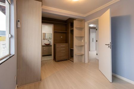 Casa à venda com 217m², 4 quartos e 3 vagasQuarto 4 - Suíte