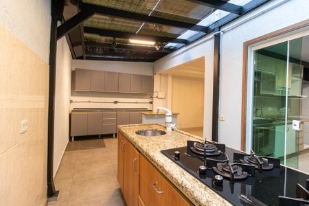 Casa à venda com 217m², 4 quartos e 3 vagasÁrea comum - Churrasqueira