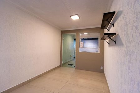 Casa à venda com 217m², 4 quartos e 3 vagasEscritório