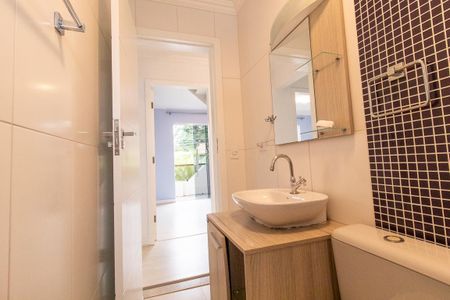 Casa à venda com 217m², 4 quartos e 3 vagasBanheiro Social