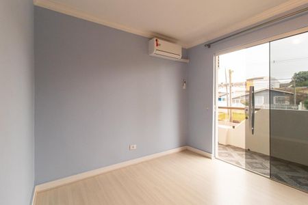 Casa à venda com 217m², 4 quartos e 3 vagasQuarto 2