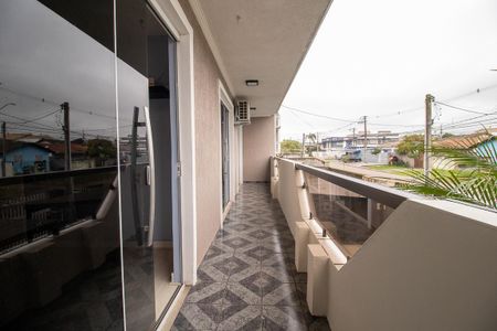 Casa à venda com 217m², 4 quartos e 3 vagasSacada