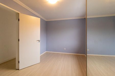 Casa à venda com 217m², 4 quartos e 3 vagasQuarto 4 - Suíte