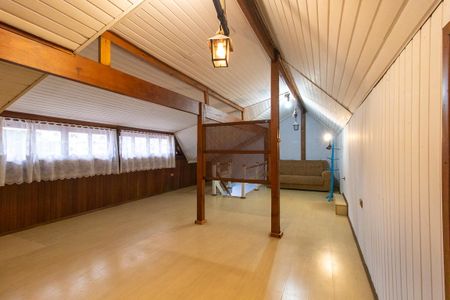 Casa à venda com 217m², 4 quartos e 3 vagasÁrea comum