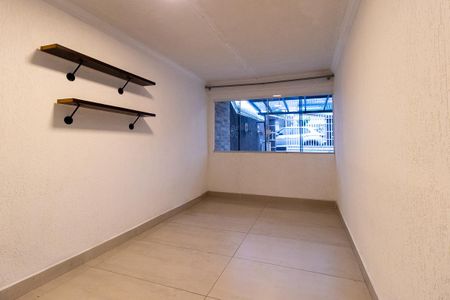 Casa à venda com 217m², 4 quartos e 3 vagasEscritório