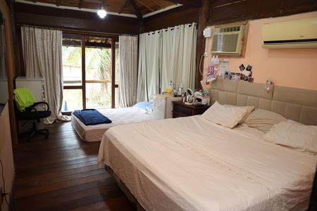 Suíte de casa à venda com 3 quartos, 500m² em Recreio dos Bandeirantes, Rio de Janeiro