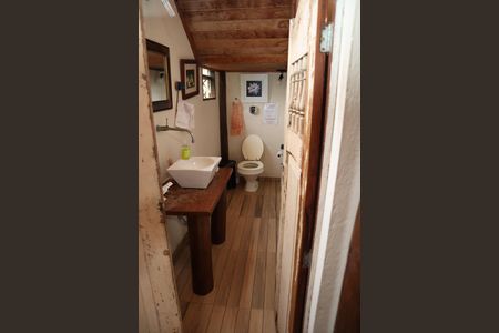 Lavabo de casa à venda com 3 quartos, 500m² em Recreio dos Bandeirantes, Rio de Janeiro