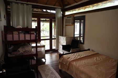 Casa à venda com 500m², 3 quartos e 2 vagasQuarto 2