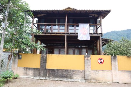 Fachada de casa à venda com 3 quartos, 500m² em Recreio dos Bandeirantes, Rio de Janeiro