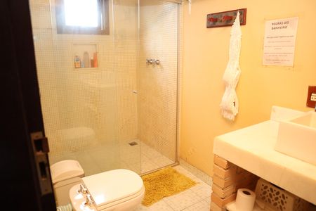 Casa à venda com 500m², 3 quartos e 2 vagasBanheiro social