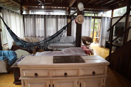 Casa à venda com 500m², 3 quartos e 2 vagasSala