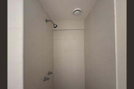 Apartamento à venda com 65m², 3 quartos e 1 vagaSuíte - Banheiro
