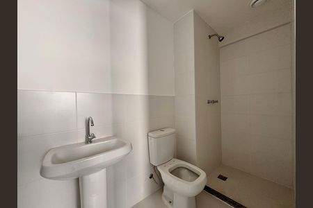 Apartamento à venda com 65m², 3 quartos e 1 vagaSuíte - Banheiro