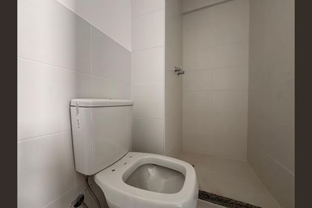 Apartamento à venda com 65m², 3 quartos e 1 vagaSuíte - Banheiro
