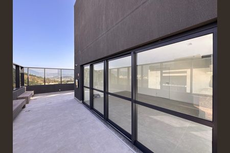 Apartamento à venda com 65m², 3 quartos e 1 vagaÁrea comum