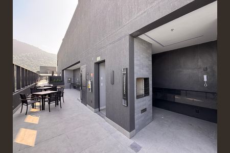 Apartamento à venda com 65m², 3 quartos e 1 vagaÁrea comum