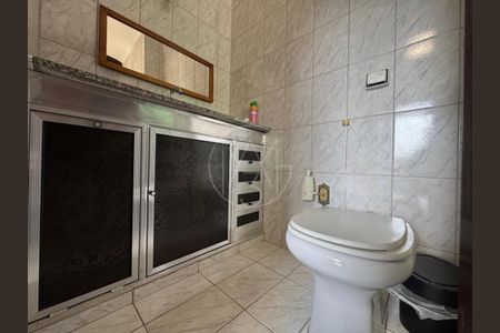 Casa à venda com 167m², 3 quartos e 4 vagas